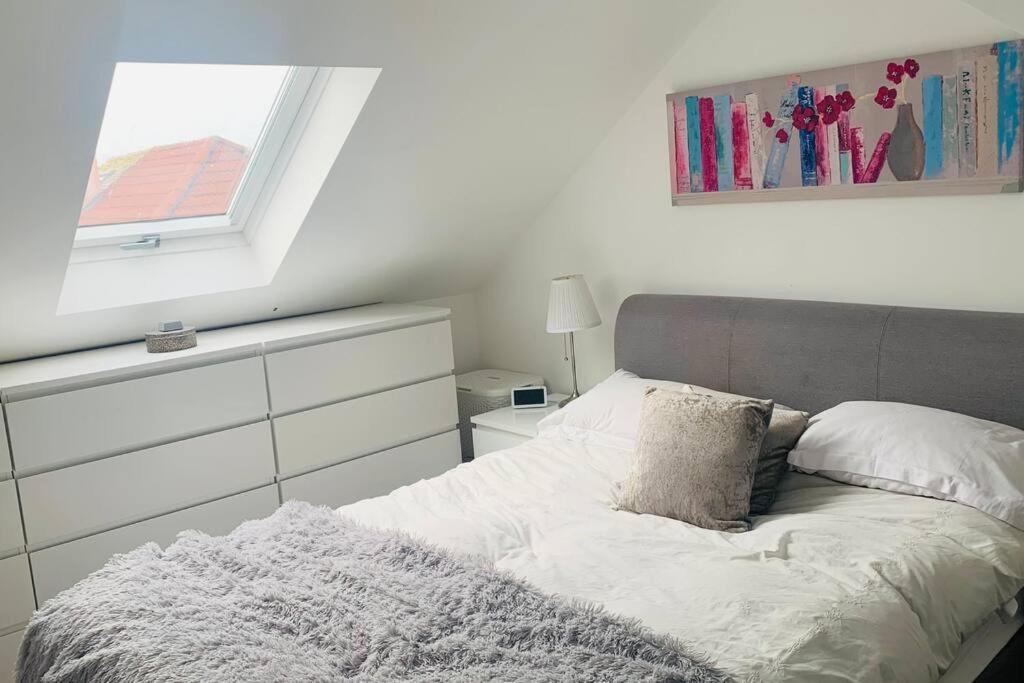 Willa Love Lancing By The Sea With Optional Large Hot Tub Sleeps Up To 8 & Free Parking Zewnętrze zdjęcie
